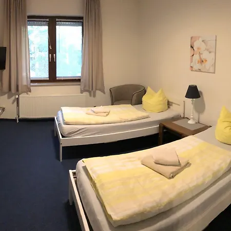 Am Weissdornbusch 3*