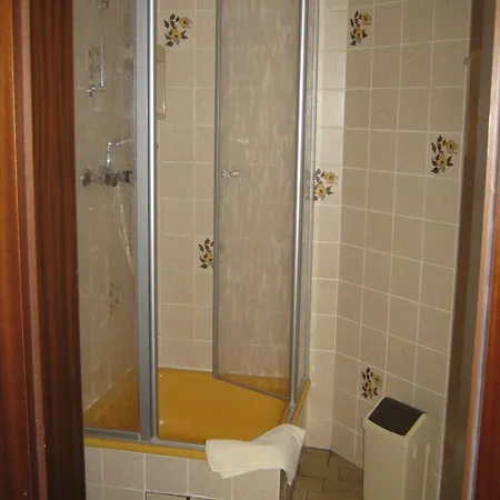 Am Weissdornbusch 3*