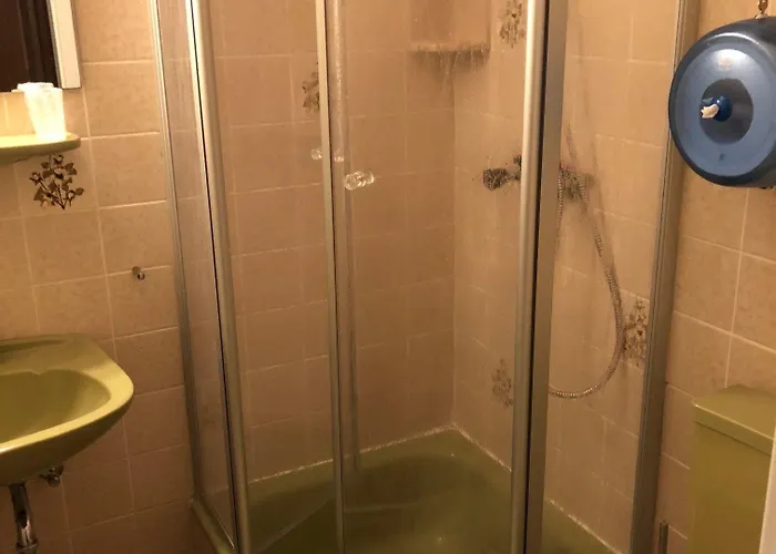 外丝东布希酒店 酒店 吉夫霍恩